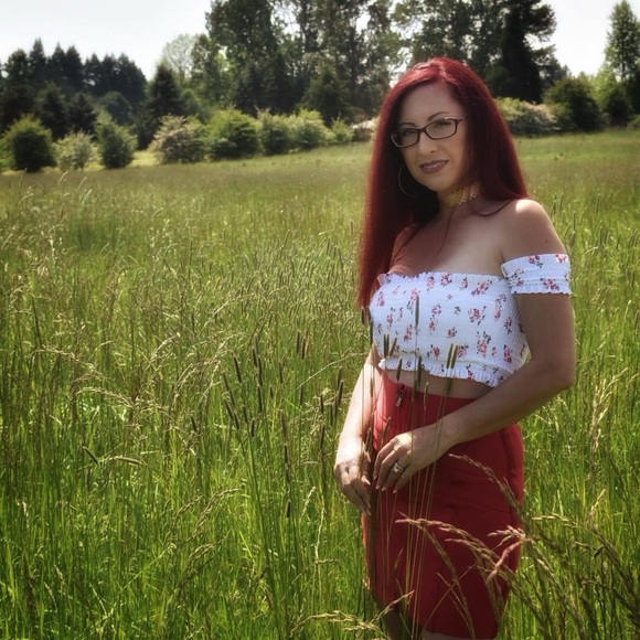 Herve Leger skirt - Picture 11 of 12